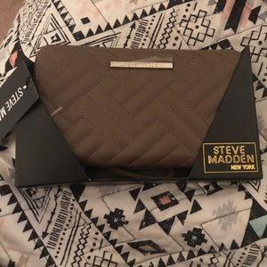 Brand new Steve Madden wristlet